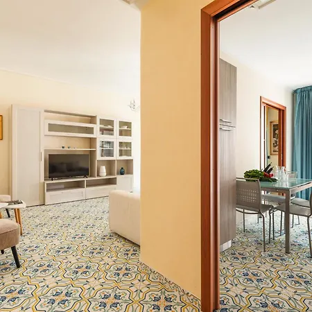 Yourhome - Domus Apartamento Sorrento