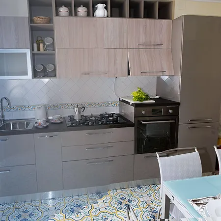 Apartman Yourhome - Domus